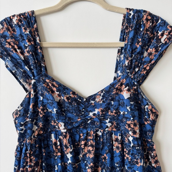 Free People Pattern Play linen blend mini dress in a blue floral print - Picture 4 of 10